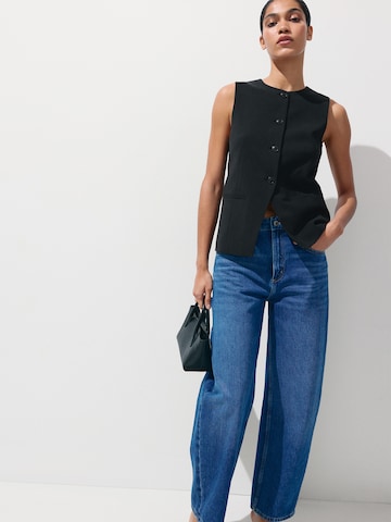 Gilet da completo 'NAPOLI' di MANGO in nero: frontale