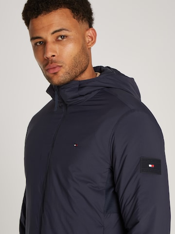 TOMMY HILFIGER Overgangsjakke i blå