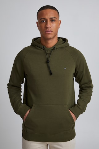 11 Project Sweater 'PRHardo' in Green: front