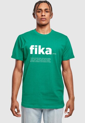 Mister Tee - Camiseta 'Fika Definition' en verde: frente