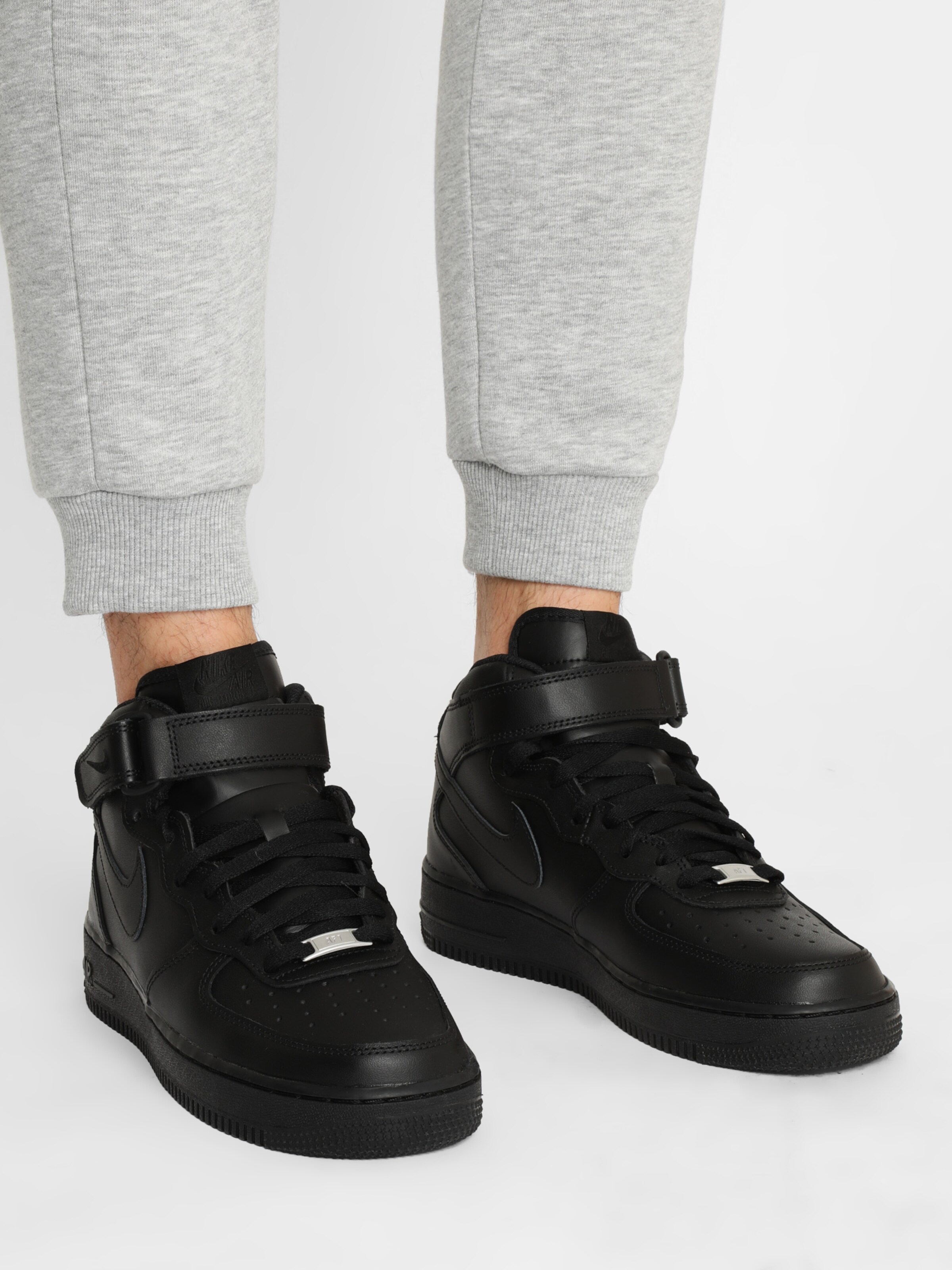 mid top air force ones black