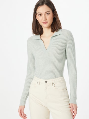 Davida Cashmere Sweater in Green: front