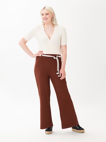 évasé Pantalon 'Lauren' Les Lunes en marron