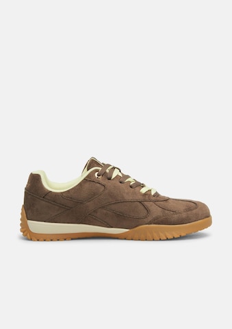 s.Oliver Sneakers laag in Bruin: voorkant