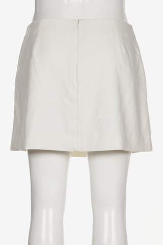 UNIQLO Skirt in XXL in White