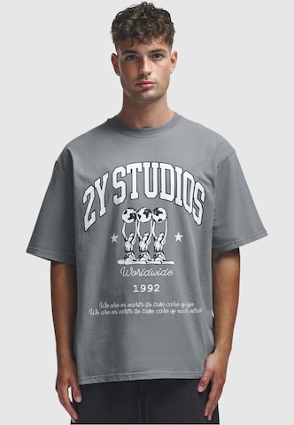 2Y Studios Shirt in Grey: front
