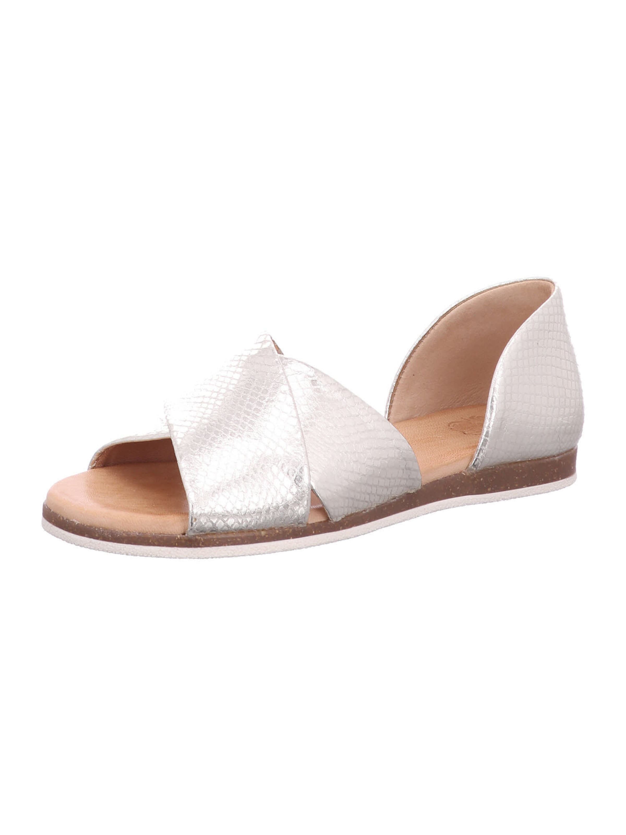 Apple of Eden Sandals 'Chiusi' in White: front