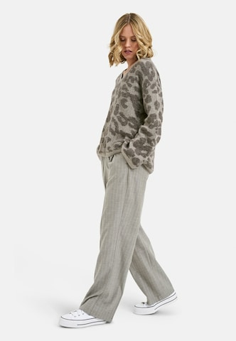 Smith&Soul Regular Trousers with creases in Grey