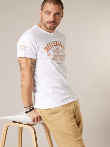 T-Shirt ' MOTOCLUB ' Deeluxe en blanc : devant