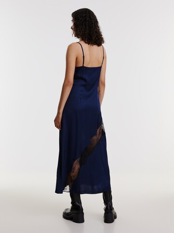 EDITED Dress 'Malin' in Blue