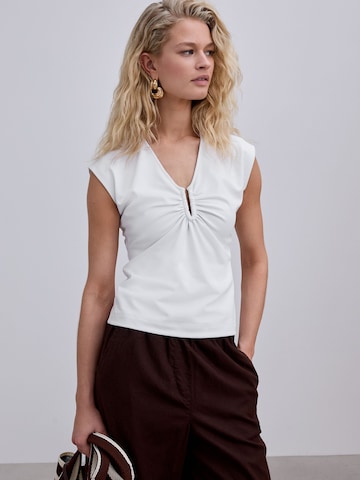 Next Bluse in Weiß: Vorderseite