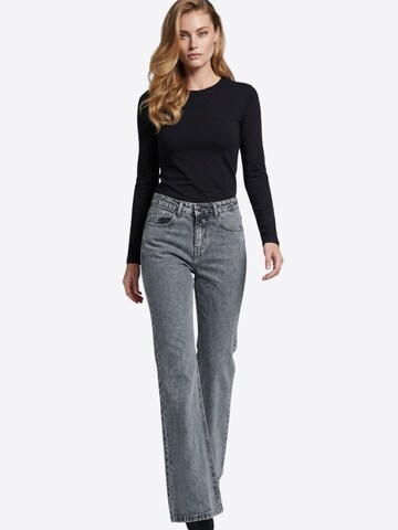 Bloazoine Regular Jeans in Grau
