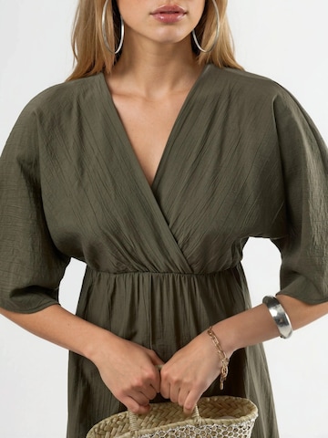 Busem Kleid in Grün