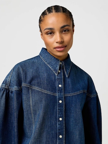 WRANGLER Shirt in Blau