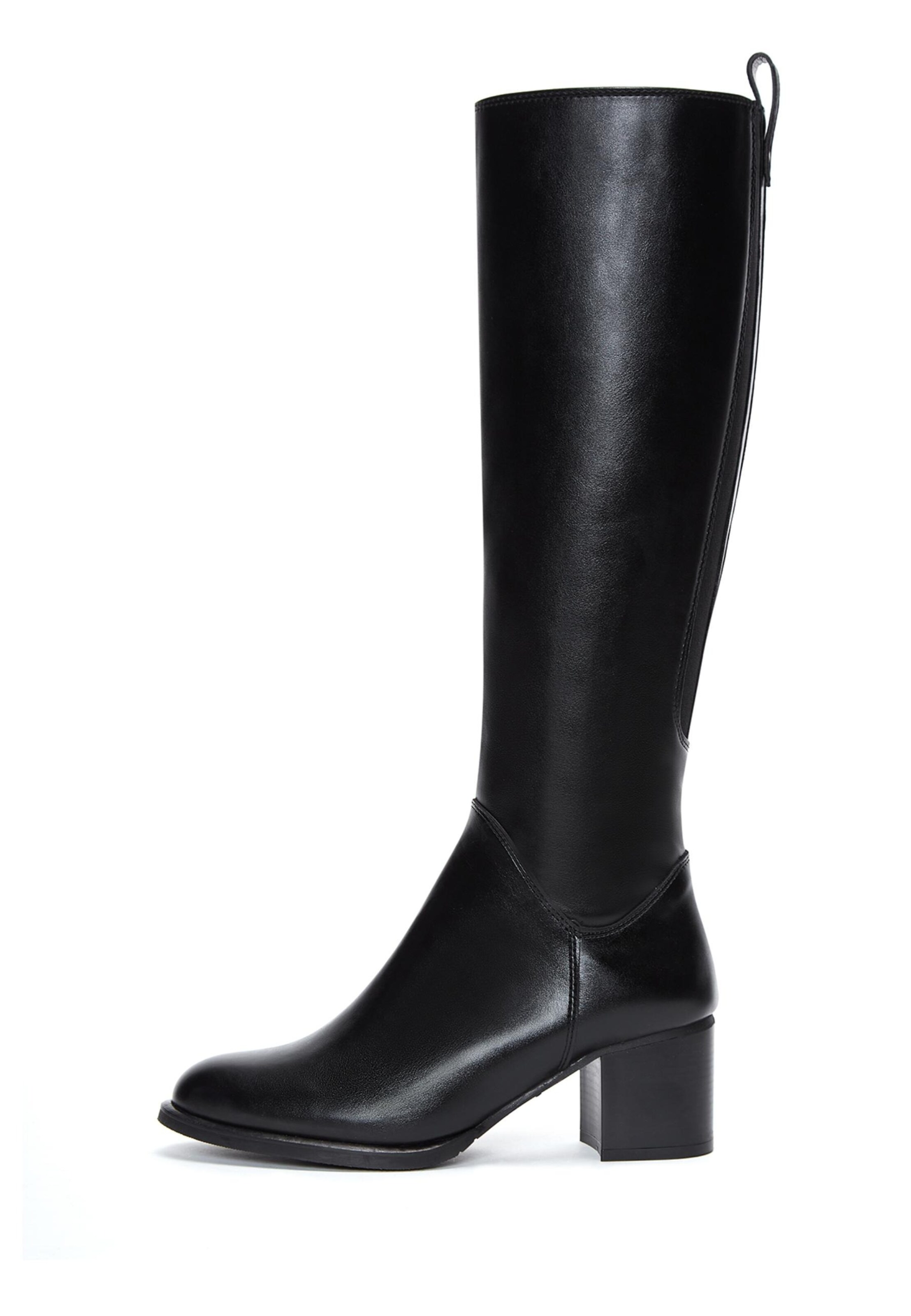 Derimod Boot in Black: front