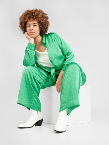 Vero Moda Curve Blúz 'CRISTI' - zöld