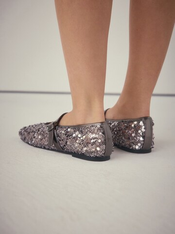 Next Балетки с ремешком 'Forever Comfort' в Серый