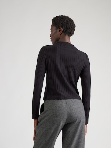 s.Oliver T-shirt i svart