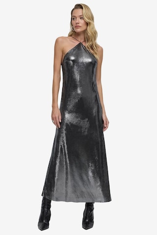 Robe de soirée No Matter What en gris : devant