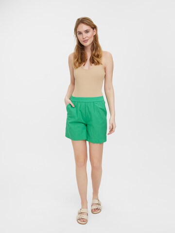 VERO MODA Loosefit Broek 'Nibi' in Groen