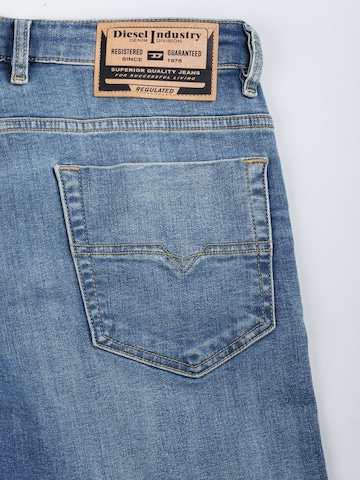 Regular Jean 'Straight SAFADO-X' DIESEL en bleu