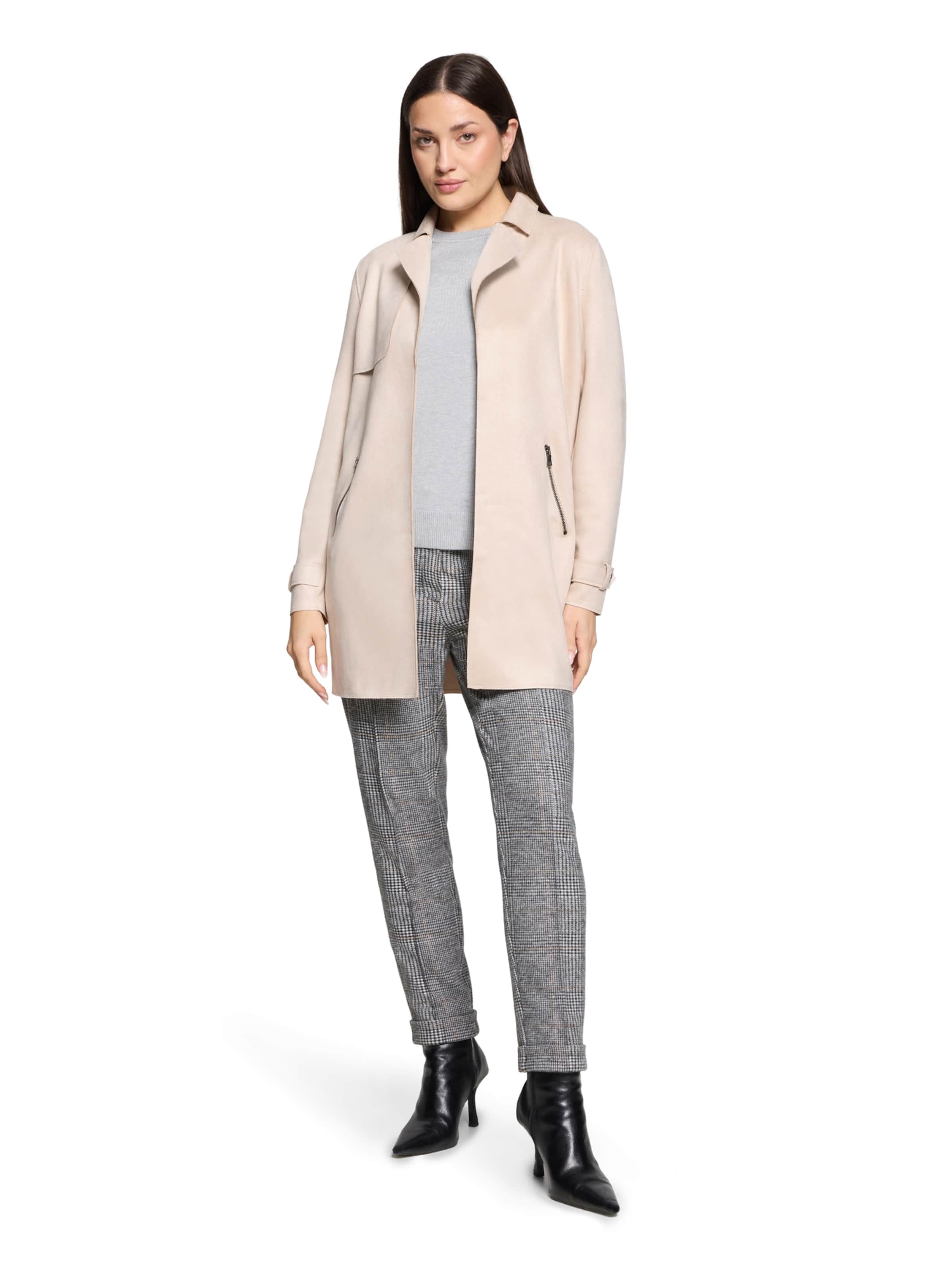 Blazer di Betty & Co in beige