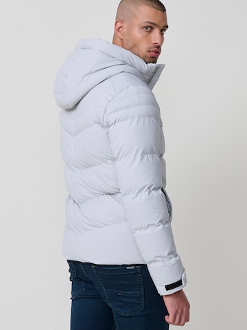 KOROSHI Talvitakki värissä harmaa