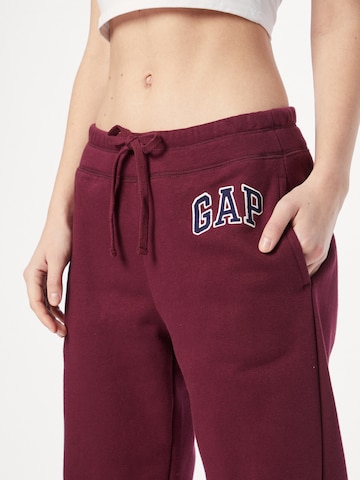 GAP - Tapered Pantalón 'HERITAGE' en rojo