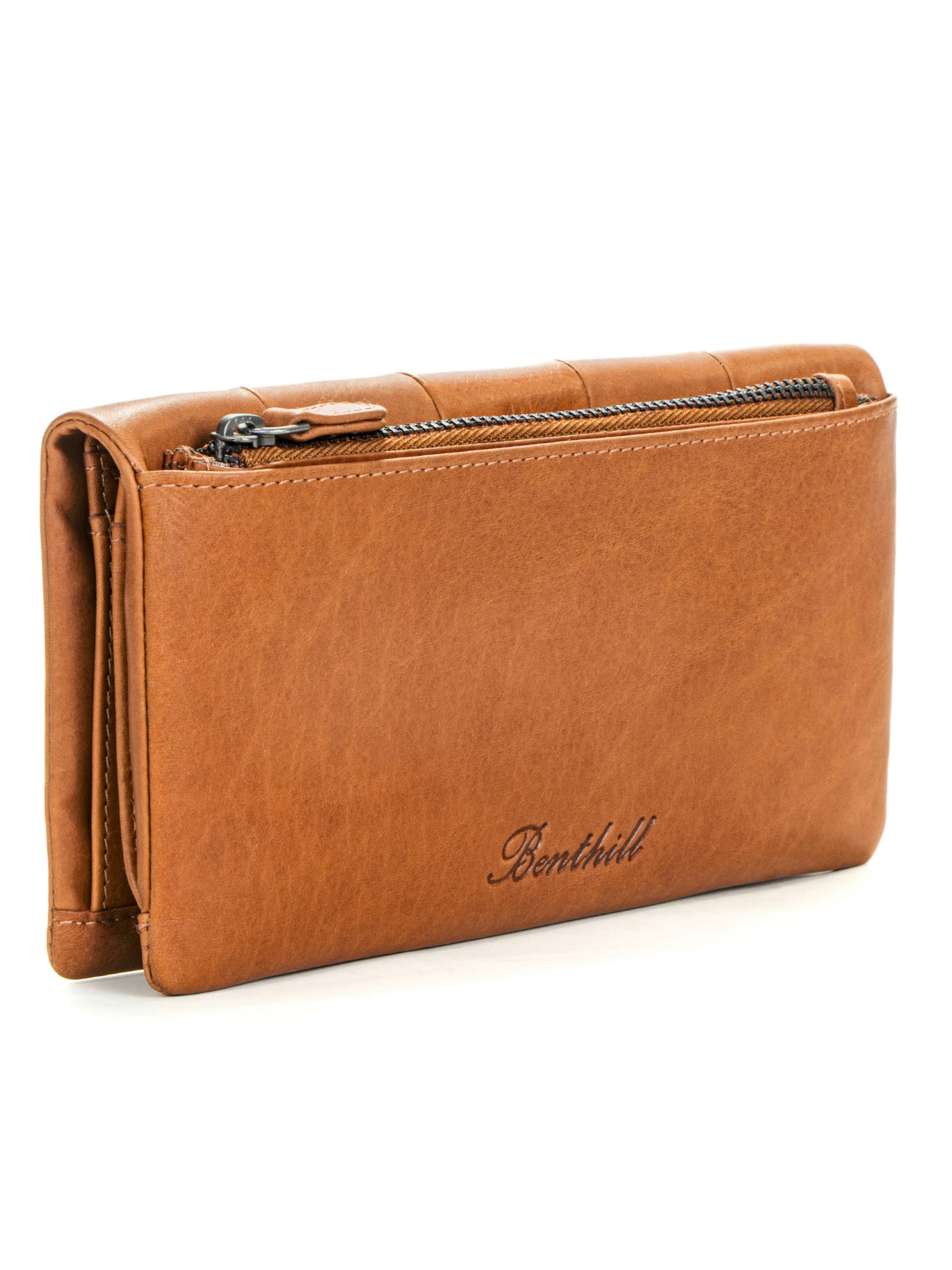 Benthill Wallet in Brown: front