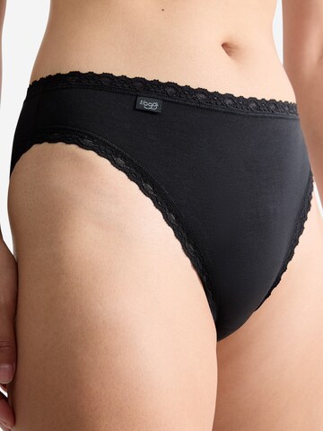 SLOGGI Slip '24/7 Cotton Lace' in Black