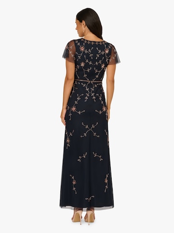 Adrianna Papell Avondjurk 'Short Sleeve Floral Beaded Mermaid Gown' in Blauw