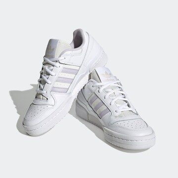 ADIDAS ORIGINALS Tenisky 'Forum' – bílá