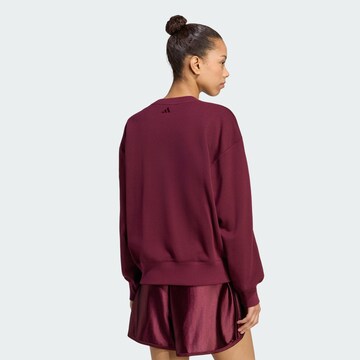 ADIDAS SPORTSWEAR Urheilullinen collegepaita 'Seasonal Essentials' värissä punainen