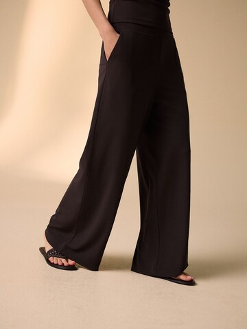 Next Wide Leg Hose in Braun: Vorderseite