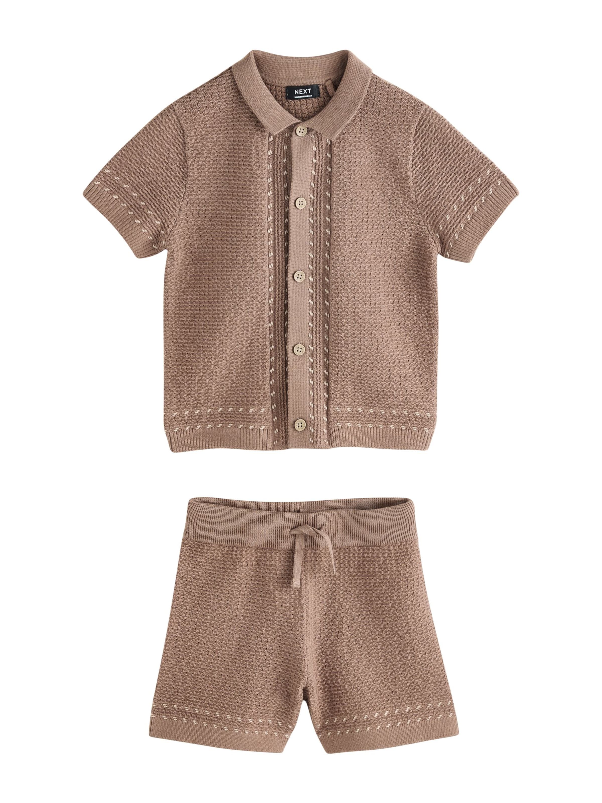 Next Set in Bruin: voorkant