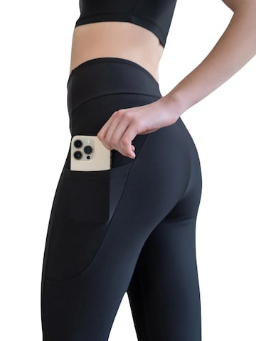 Lismina Slim fit Leggings in Black