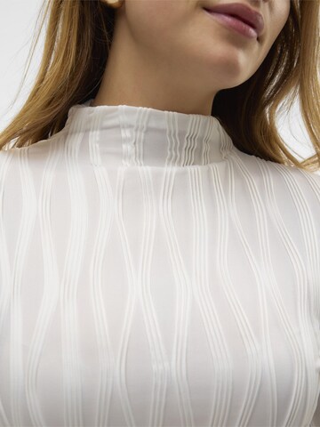 VERO MODA Shirt 'PEONY' in White