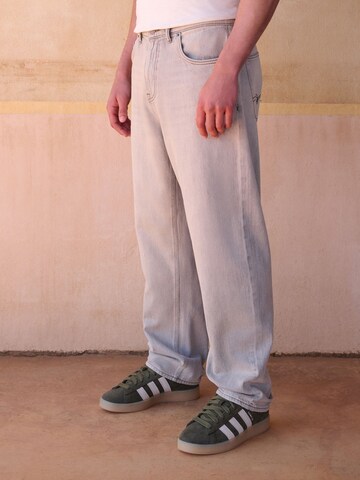 Next Loosefit Farmer - szürke: elől