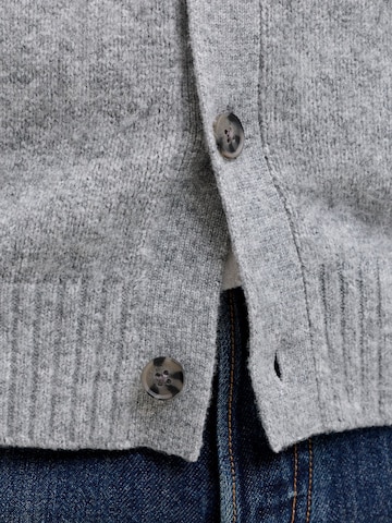 JACK & JONES Cardigan i grå